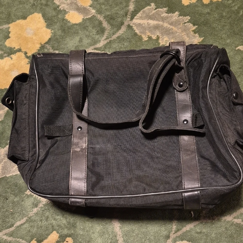 Harley-Davidson Black Canvas Messenger Bag with Leather Straps